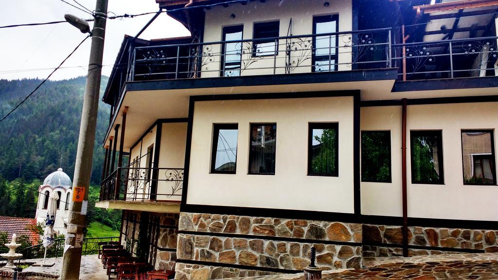 Family Hotel Valchanovata Kashta Fotinovo Exterior foto